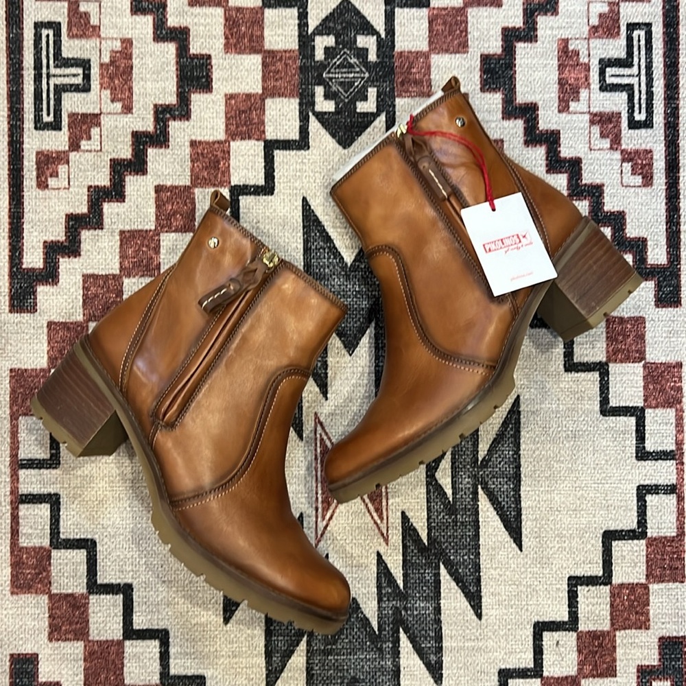 Pikolinos Llanes Boots